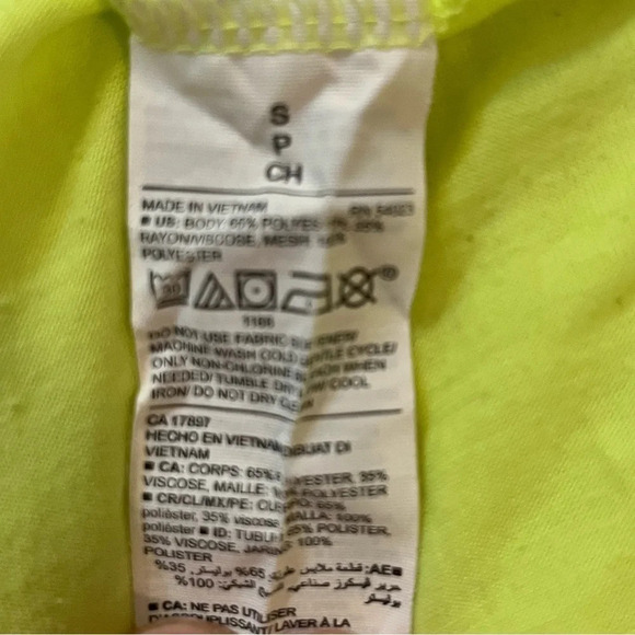 Old Navy Active Tank - Picture 4 of 4